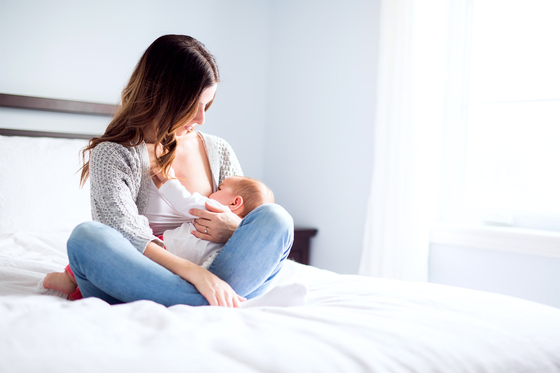 12 tips para ayudar a tu bebé con el reflujo.jpg
