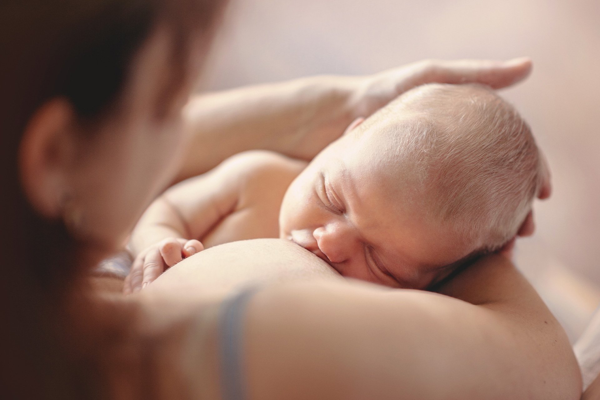 Conoce por qué la lactancia materna exclusiva es buena para tu bebé 1.jpg